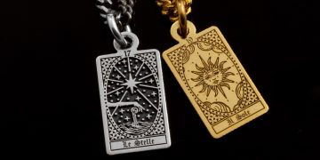 I gioielli Nove25 interpretano il simbolismo magico dei Tarocchi