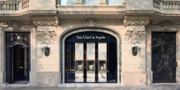 Prosegue il riassetto di Richemont: Rénier nuova CEO di Van Cleef & Arpels