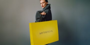 Mytheresa in pole position per rilevare Ynap da Richemont